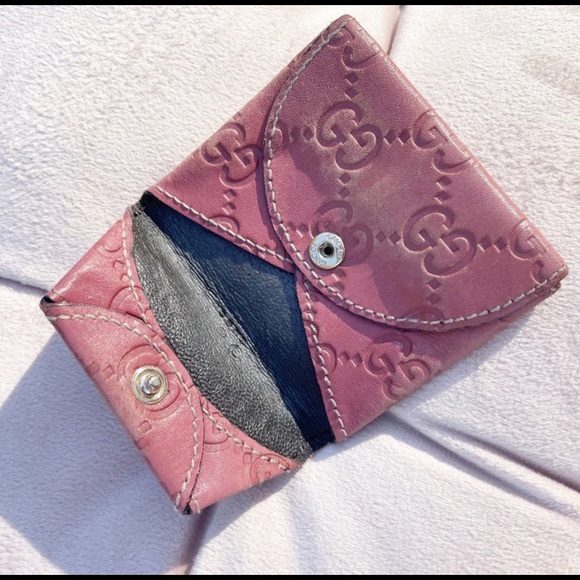 Gucci Guccissima Monogram Pink Coin Pouch - Picture 3 of 5